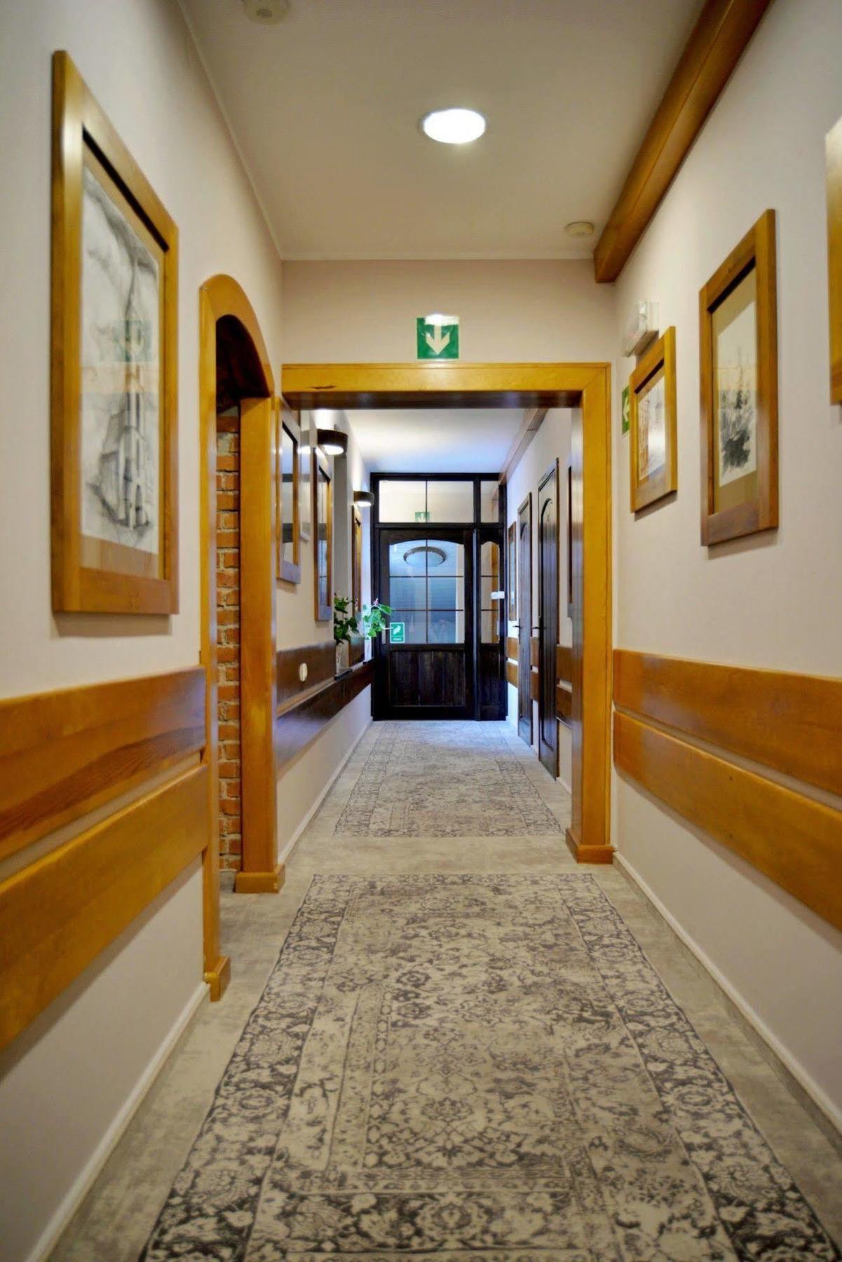 Hotel Karczma Chelminska Chełmno Extérieur photo